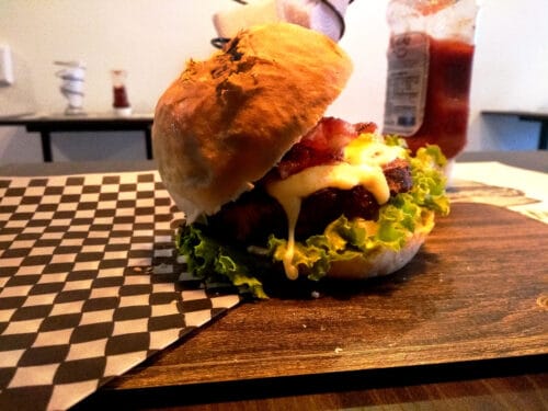 ¿Por Que Abrir Una Hamburguesería Artesanal En 2019? 1 Beef Bull Mdesigner Jmcgraphics